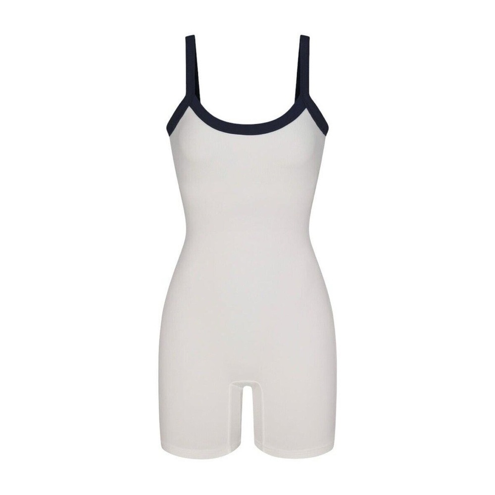 NWT SKIMS Soft Lounge Ringer Scoop Onesie - Marble